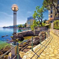 Lungomare coast famous walkway in Opatija © xbrchx - stock.adobe.com