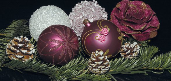 Weihnachtsbaumkugeln © pixabay.com/annca