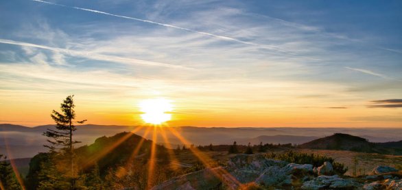 Großer Arber Gipfel Panorama Sonnenuntergang © Clixpixx - stock.adobe.com